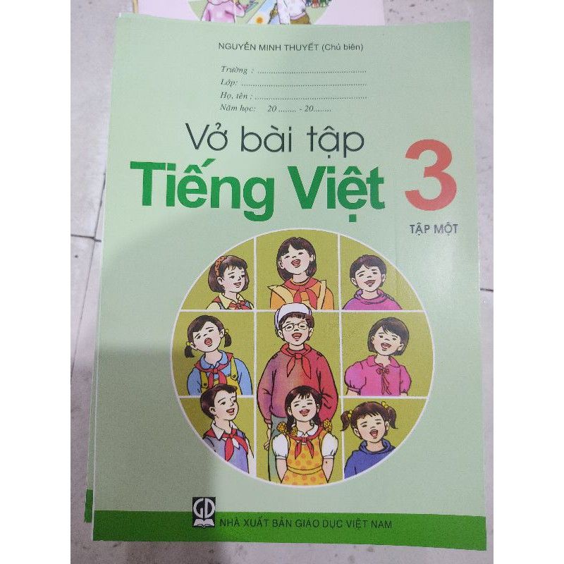 Vở bài tập Tiếng Việt lớp 3 tập 1(bao kính, nhãn dán)