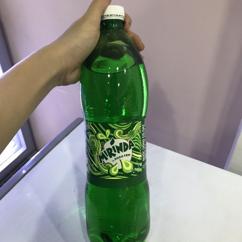 Nước ngọt Mirinda vị soda kem chai 1.5L