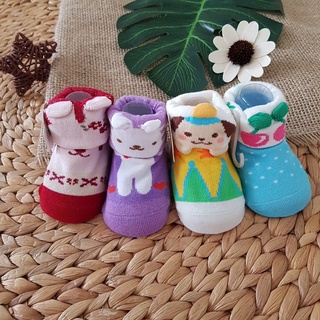Vớ len cho bé sơ sinh đến 12 tháng