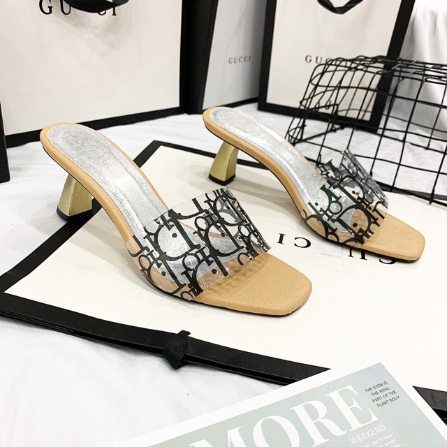 (SALE )Guốc quai mica DO gót I vàng 6p (chỉ còn màu vàng )