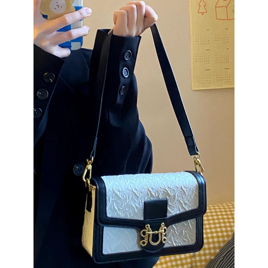 Túi Đeo Chéo Vuông Nhỏ Và Cao Cấp Phong Cách Phương Tây Sang Trọng 2021