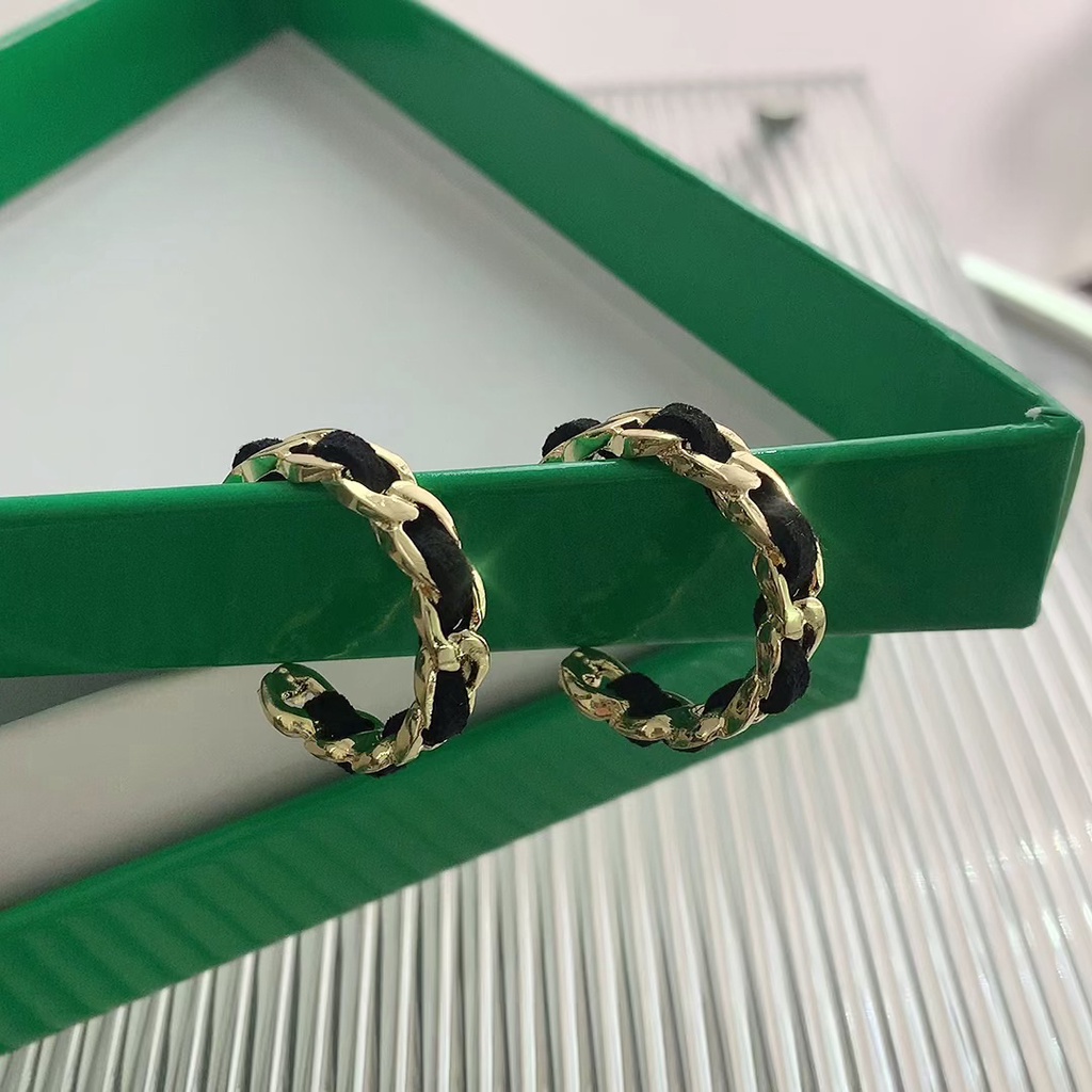 Khuyên Tai Dạng Vòng Hình Chữ C Bằng Nhung Bện Đơn Giản Thời Trang Hàn Quốc Dành Cho Bạn Nữ