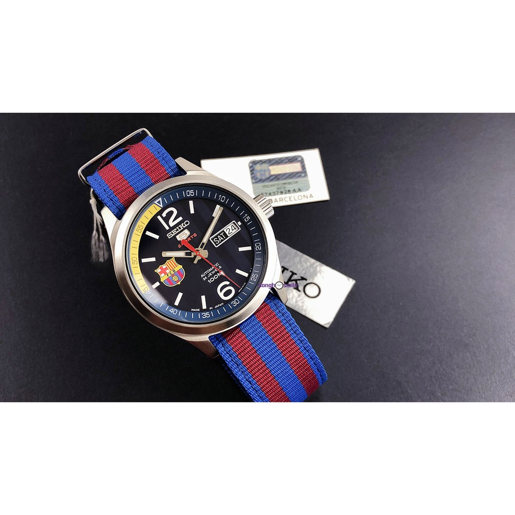 Đồng hồ nam Seiko 5 Barca bản J mặt xanh SRP303J1