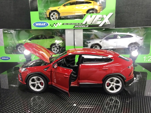 Xe Mô Hình Lamborghini Urus Tỉ lệ 1:24 Hãng Welly sản xuất . Màu Đỏ