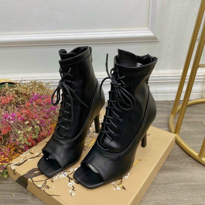 BOOT NỮ CỘT DÂY GÓT NHỌN 7P SIEU CHẤT