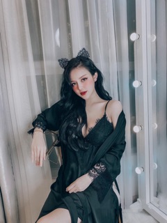 SET ĐỒ NGỦ ÁO CHOÀNG LỤA