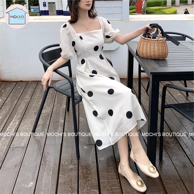 Đầm maxi cổ vuông tay phồng, mẫu maxi dáng dài qua gối họa tiết chấm bi to mới lạ, kiểu dáng đơn giản hiện đại- M064 | BigBuy360 - bigbuy360.vn