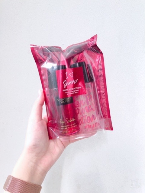 Set 2 chai xịt thơm toàn thân Vic