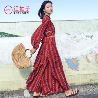 Set đồ đi biển hai món thời trang cho nữ