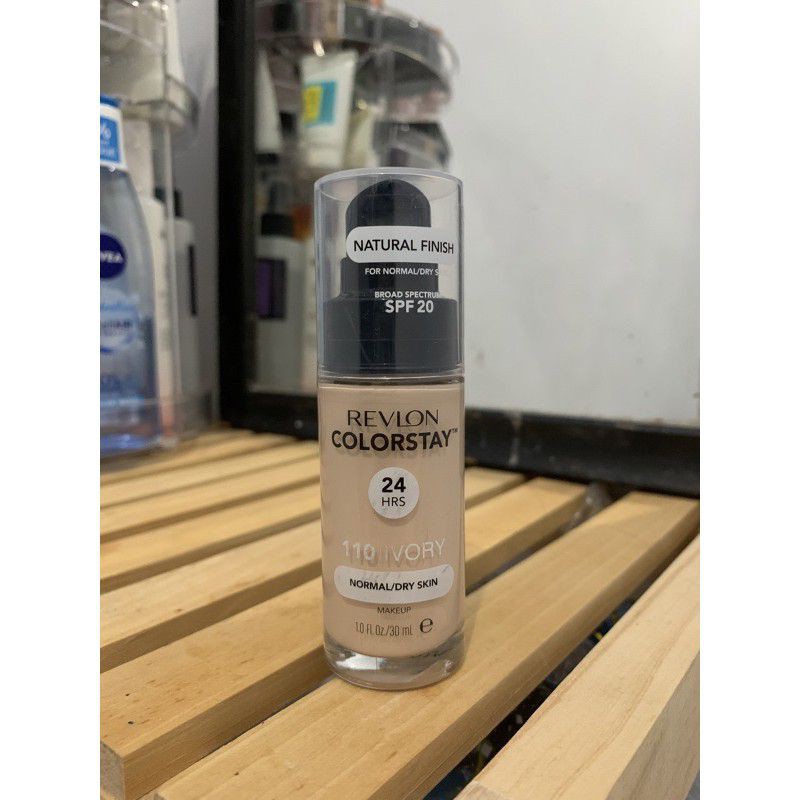 (hàng Mới Về) Kem Nền Dạng Lỏng Revlon Cho Da Khô Ivory 110 | BigBuy360 - bigbuy360.vn