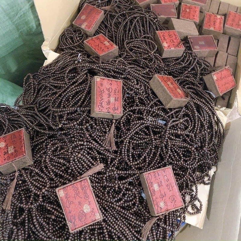 Vòng đeo tay 108 hạt