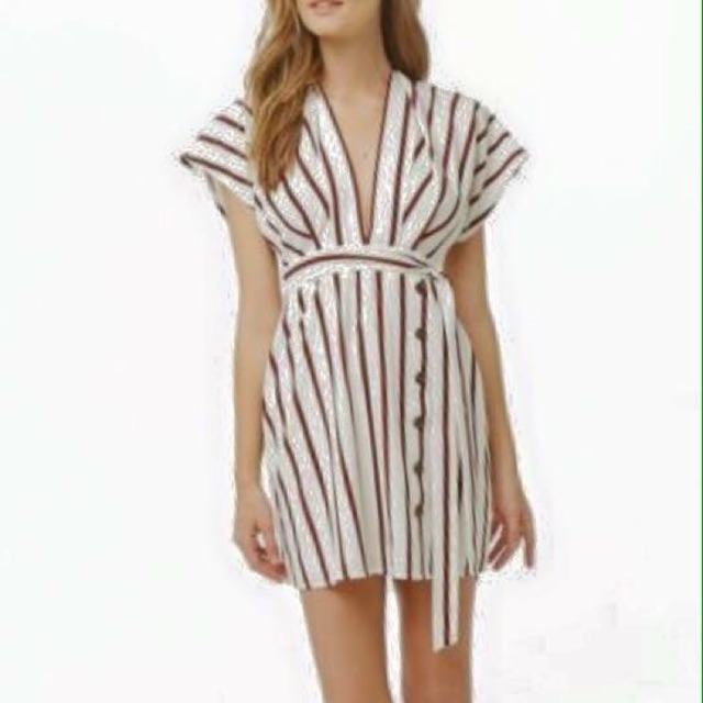 ĐẦM SỌC FOREVER 21