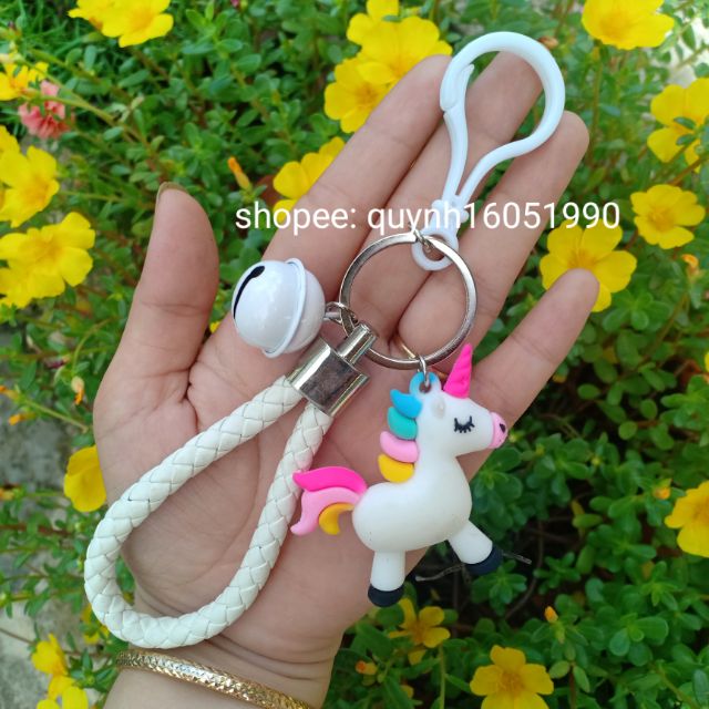 Móc khoá ngựa 1 sừng unicorn kèm dây và chuông