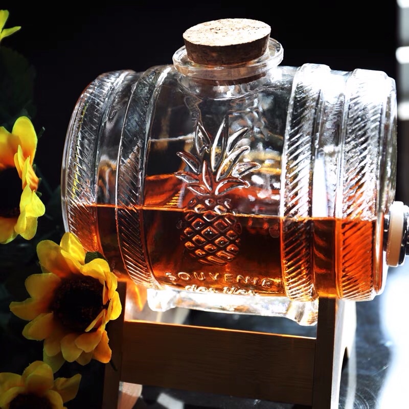 Bình thuỷ tinh đựng nước có vòi hàng sẵn