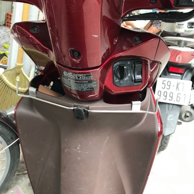 Móc giữa Vision