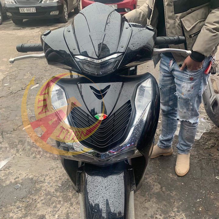 Kính Chắn Gió SH 2020, 2021, Mão Trên, Mão Đầu Đen Khói, Carbon - Phụ kiện đồ chơi, ốp trang trí, bảo vệ xe máy Honda