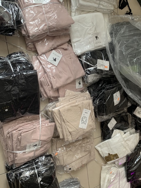 Quần tây ống rộng culottes,có clip thật inb lựa kiểu (3 loại :1 cúc,2 cúc ,khóa kéo) | BigBuy360 - bigbuy360.vn