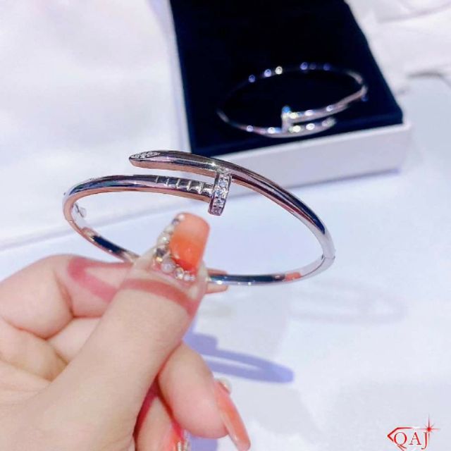 Vòng Tay Nữ Đinh Cartier