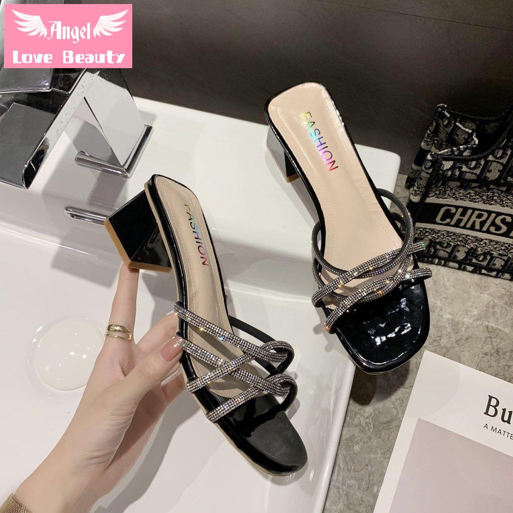 Dép Sandal Gót Vừa Dày Trung Bình Đính Đá Phong Cách Roman Thời Trang Mùa Hè Hàng Có Sẵn Dành Cho Bạn Nữ