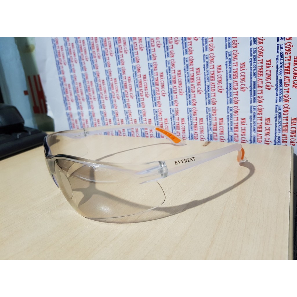 KINH Everest TRẮNG TRÁNG BẠC EV 203 chống các tia UV, UB lên tới 99,99%