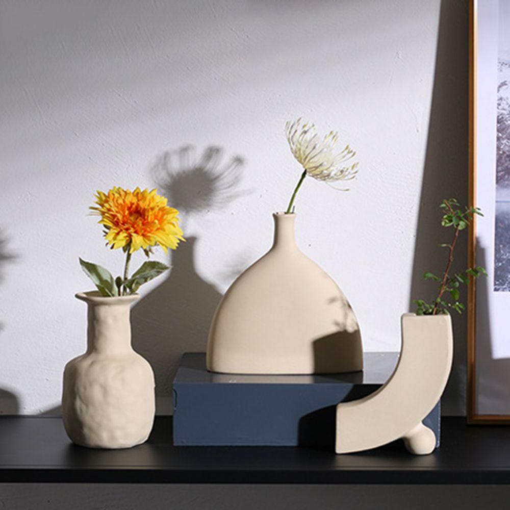 Chậu Cây Bằng Gốm Sứ Họa Tiết Chữ Độc Đáo