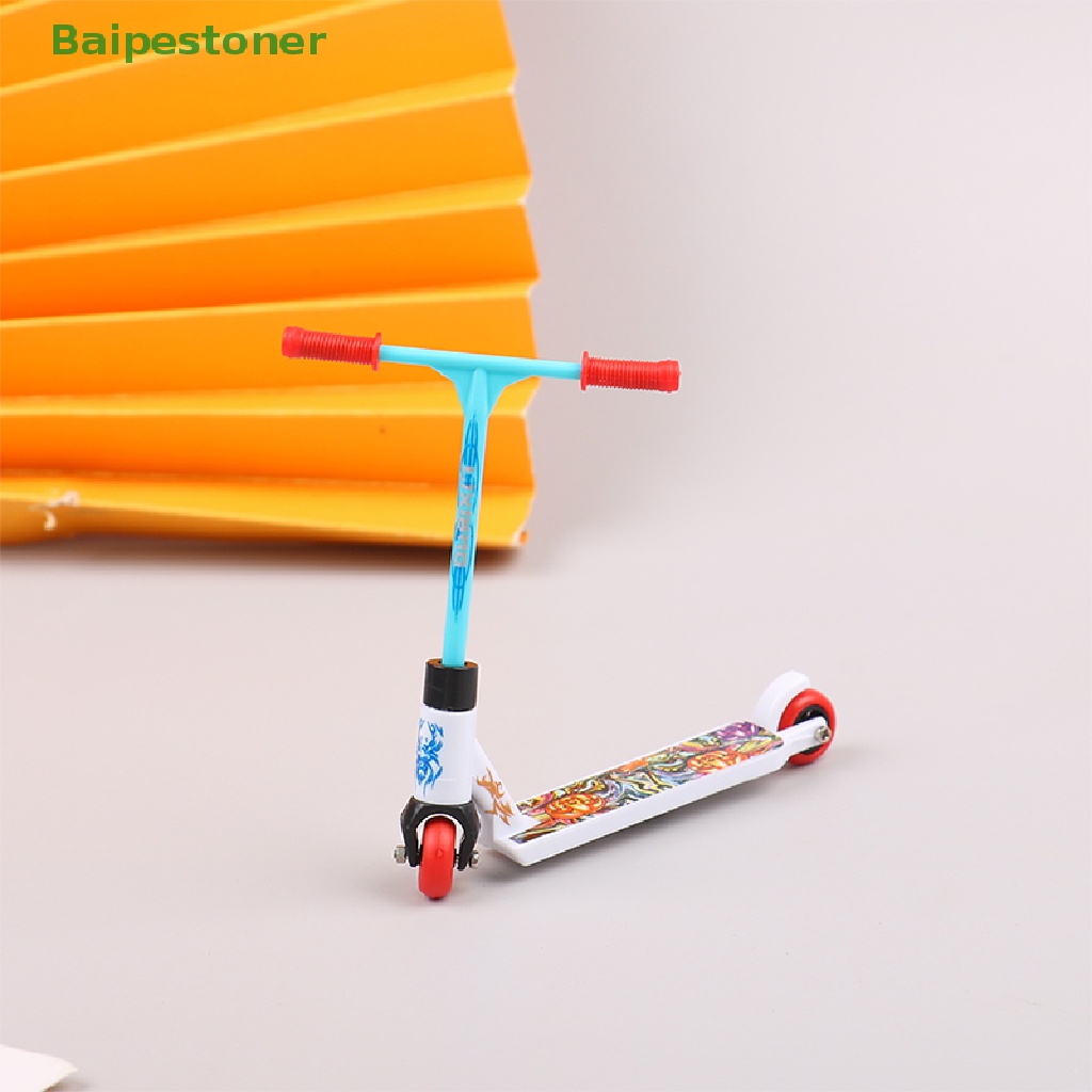 Mô hình xe tay ga mini chạy bằng ngón tay vui nhộn