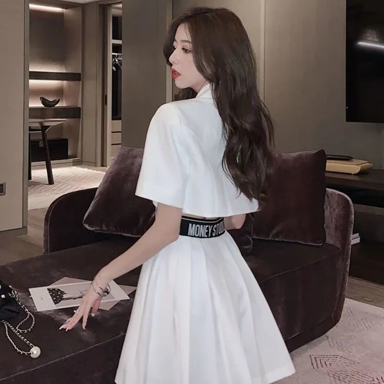Đầm Xếp Ly Màu Sắc Thanh Lịch Cho Nữ