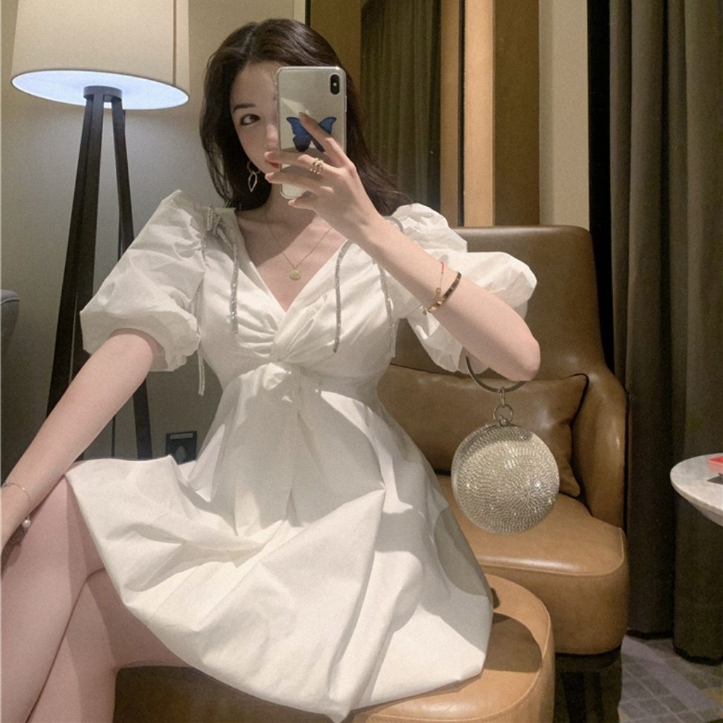 Váy Trắng Dự Tiệc , Đầm Baby Doll Công Chúa Dáng Ngắn Xoắn Ngực , Tay Phồng Phong Cách Hàn Quốc