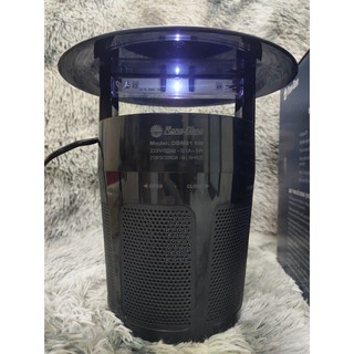 Đèn bắt muỗi thông minh Rạng Đông DBM01 thu hút mũi bằng ánh sáng LED UV, không gây ồn