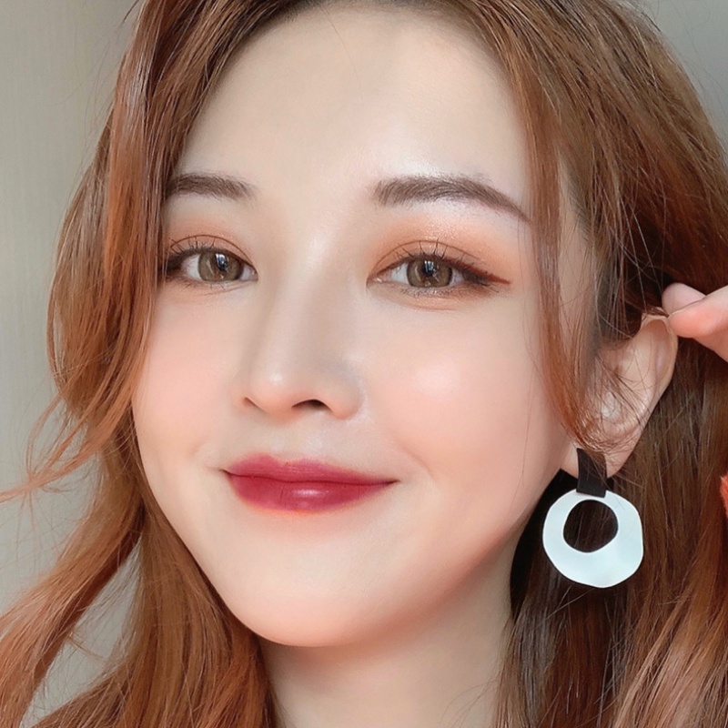 Son kem lì kháng nước và mịn mượt như nhung