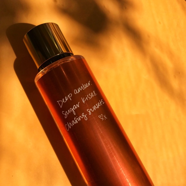 Xịt thơm Victoria's Secret Amber Romance | BigBuy360 - bigbuy360.vn
