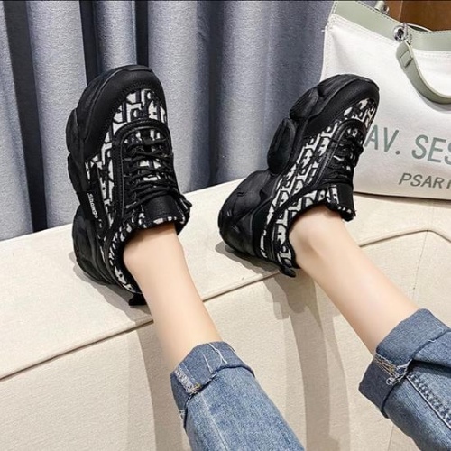 Giày nữ kiểu dáng thể thao mẫu mới hot trend phong cách hàn quốc 2 màu đen. trắng Ulzang năng động, giá rẻ mẫu 2022