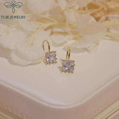 Khuyên tai bạc nữ TLEE Cici đá vuông sang chảnh TLEE JEWELRY B0110