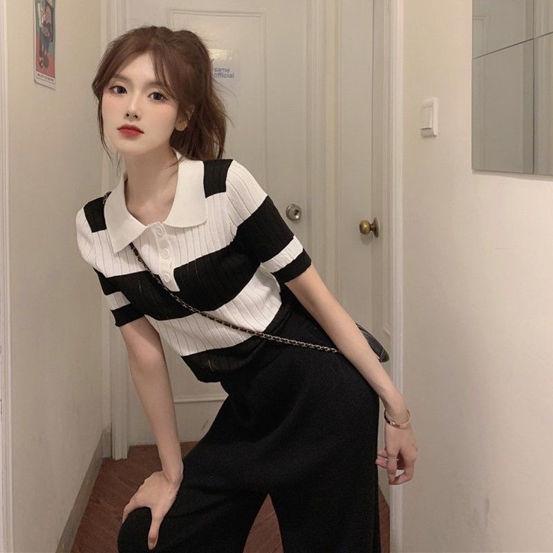 Áo sơ mi tay ngắn họa tiết kẻ sọc màu sắc trẻ trung dễ phối đồ