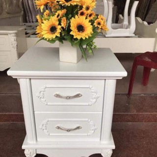 Táp đầu giường tân cổ điển