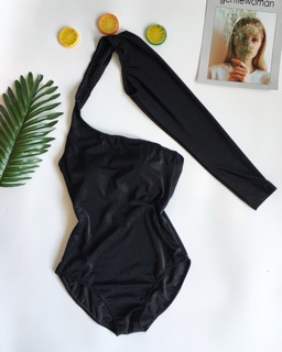 Bikini tay dài phá cách( kèm hình thật)