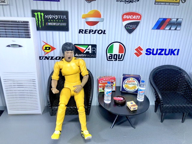 Mô hình máy lạnh đứng 1/12