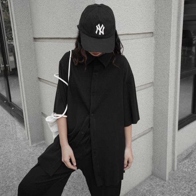 Áo sơmi xếp ly 21ST URBAN Black Comfy Pleated Shirt