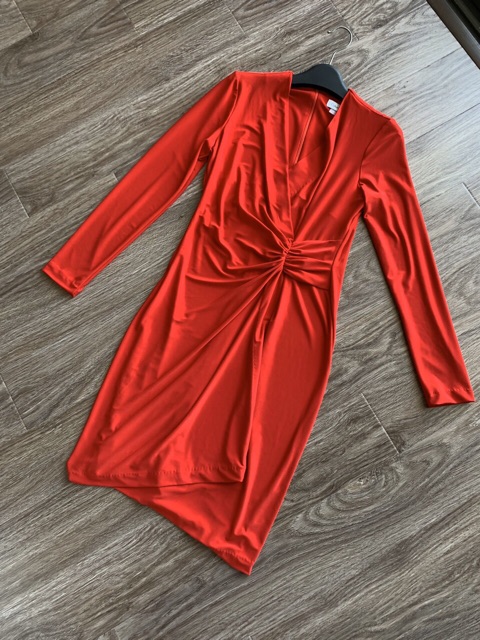 Đầm sequen nhũ dúm eo