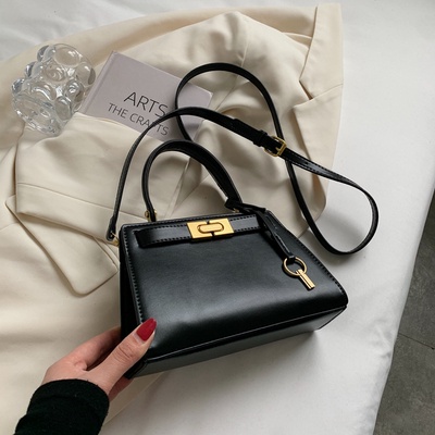 Túi xách BB41513. dáng nhỏ nhắn xinh yêu