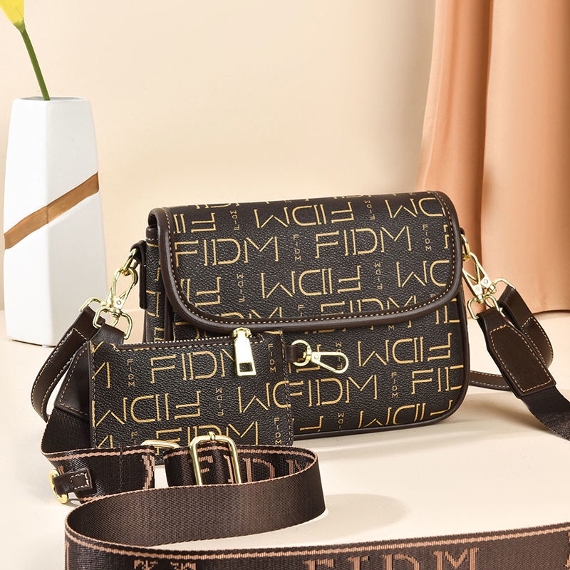 Túi Đeo Chéo Phong Cách Mới Cho Nữ