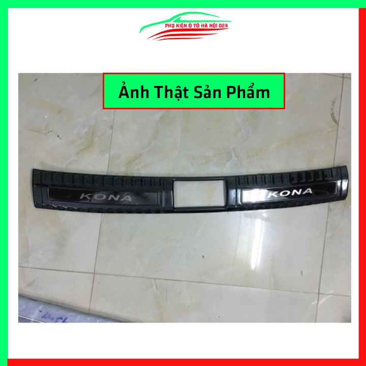 Ốp chống trầy cốp Huyndai Kona 2018-2023 vân titan