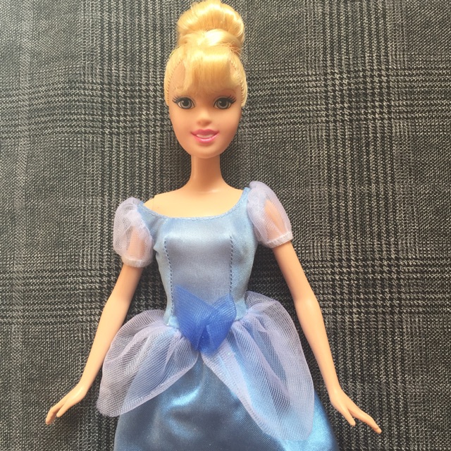 Búp bê Disney Princess ( Bạch Tuyết, Lọ Lem, Cá)