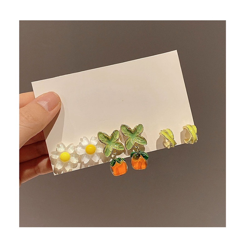 Khuyên Tai Hàn Quốc Hình Bông Hoa Màu Xanh Lá Mới 2023