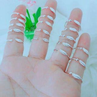 Nhẫn lông vũ