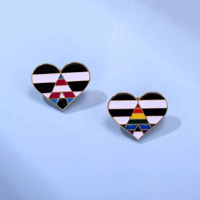 Ghim Cài Áo Hình Trái Tim Nhiều Màu Sắc Cho Bạn Bè