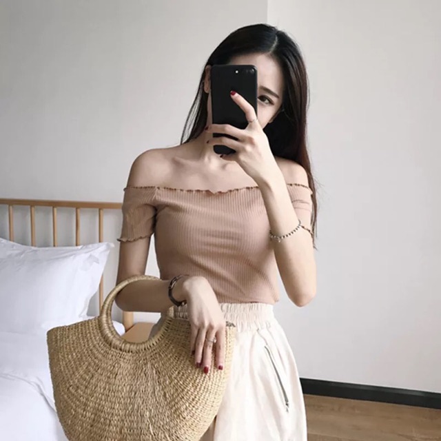 Áo trễ vai thun co dãn ulzzang