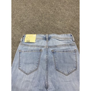 Quần Jeans Skinny cắt lai (ảnh shop tự chụp)