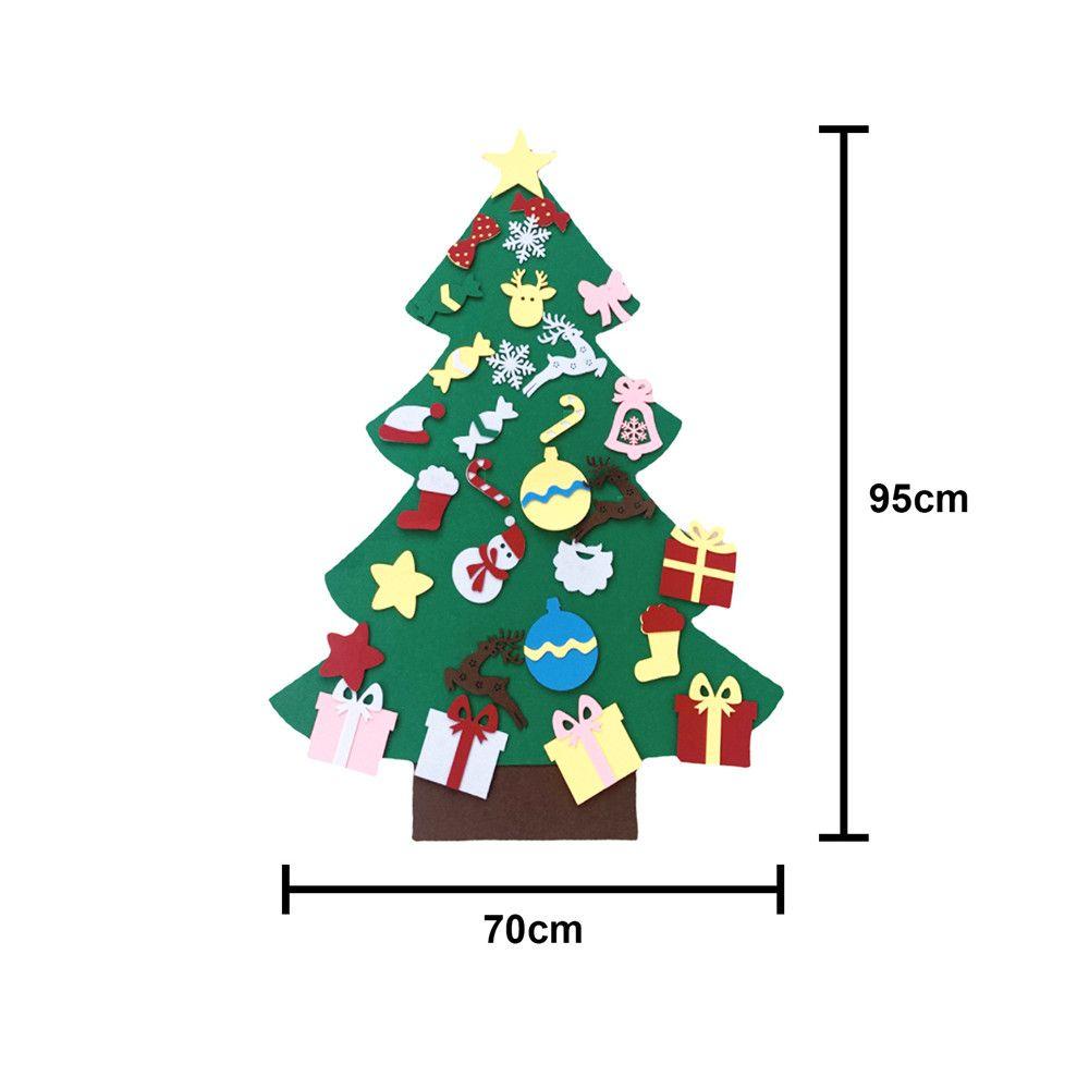 Cây Thông Noel Có Đèn Trang Trí Giáng Sinh