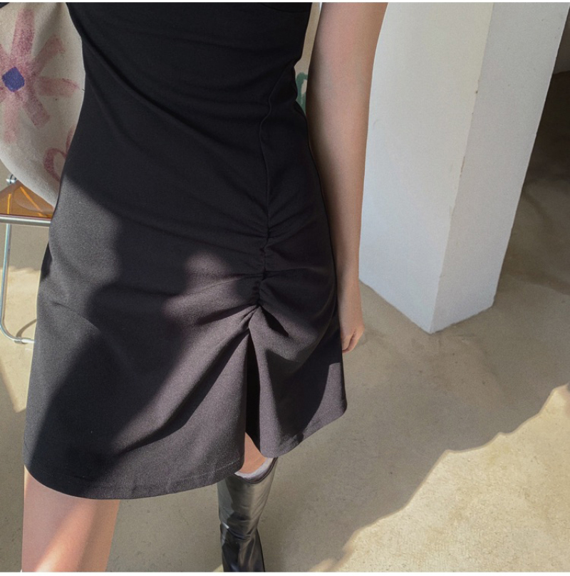 Đầm Midi Hai Dây Với Thiết Kế Cổ Chữ V Xinh Xắn Dành Cho Nữ | BigBuy360 - bigbuy360.vn